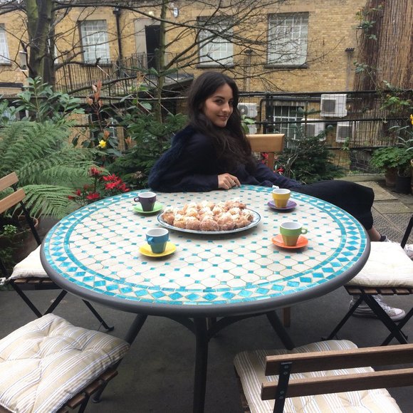 Meet your Posher, Veronica - Picture 1 of 1